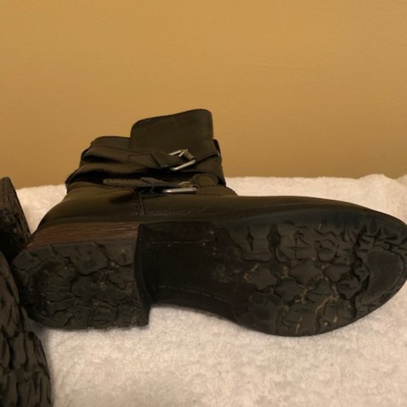 Black Buckle Boots "Final sale" - Picture 5 of 6